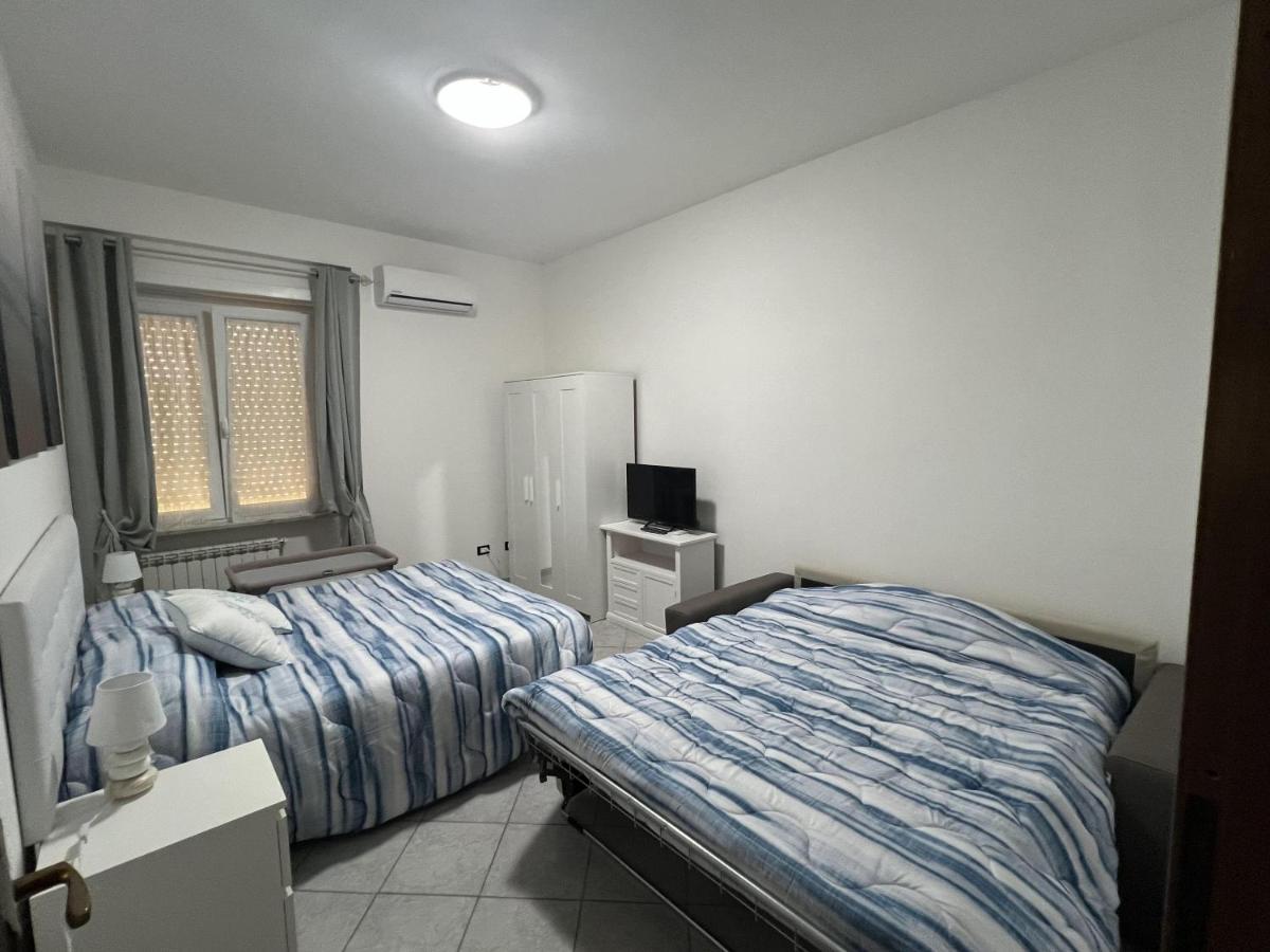 Bed And Breakfast Mare Blu ชิวิตาเวกเกีย ภายนอก รูปภาพ